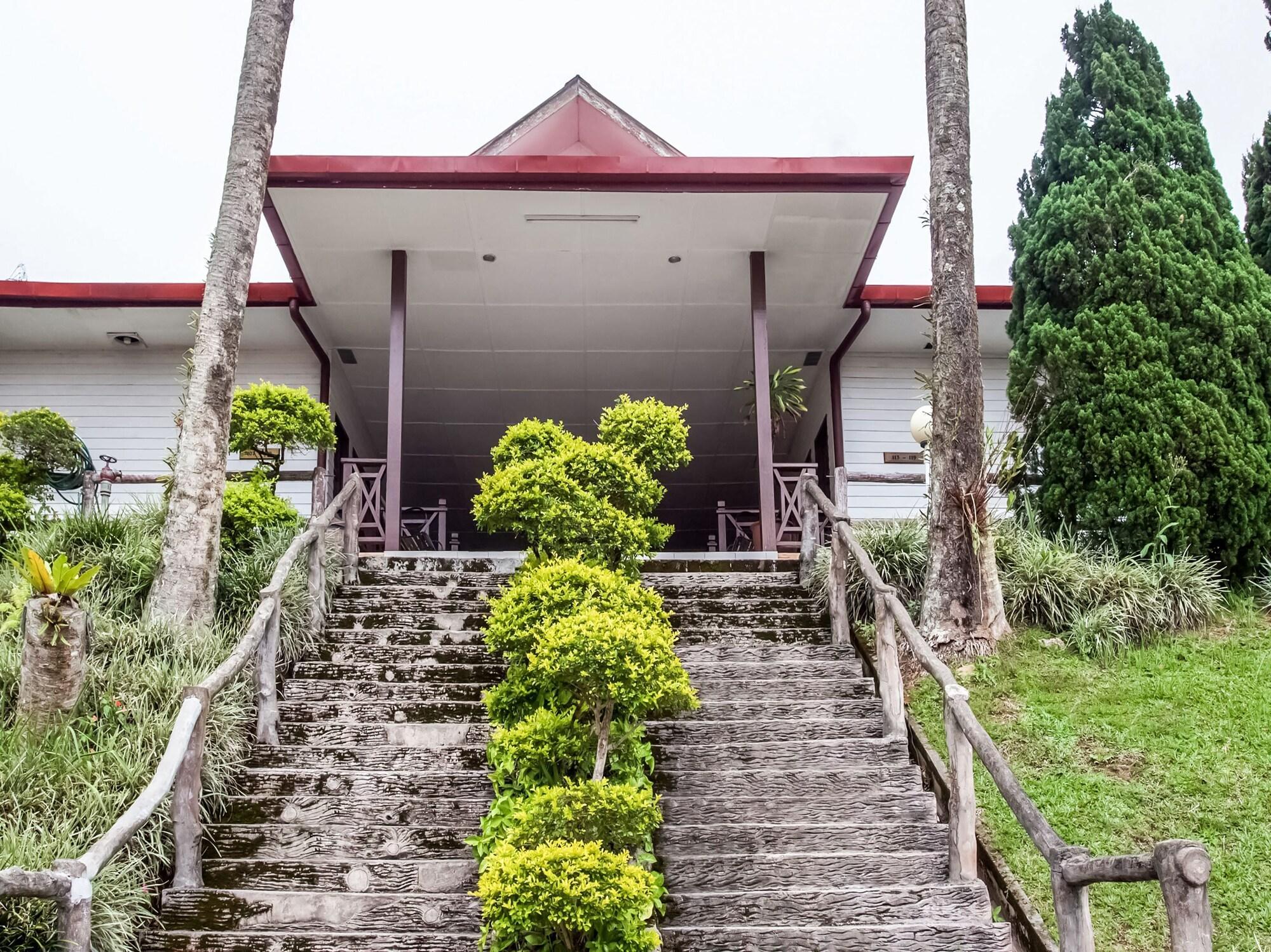 Super Oyo 89300 Zen Garden Resort Kampong Kundassan Buitenkant foto