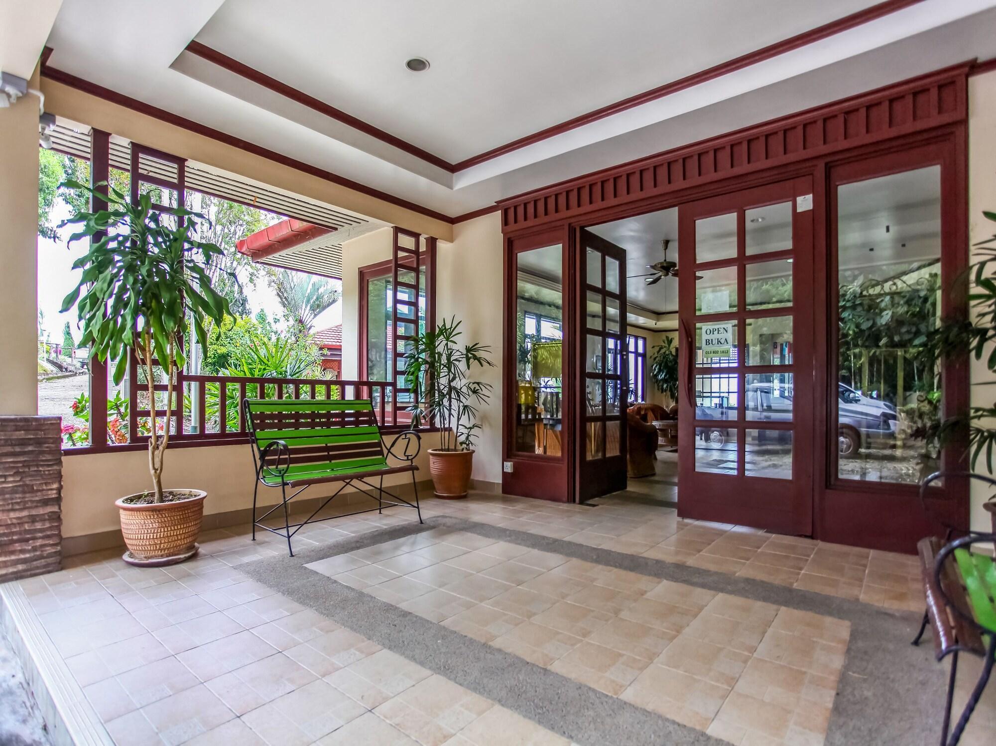 Super Oyo 89300 Zen Garden Resort Kampong Kundassan Buitenkant foto