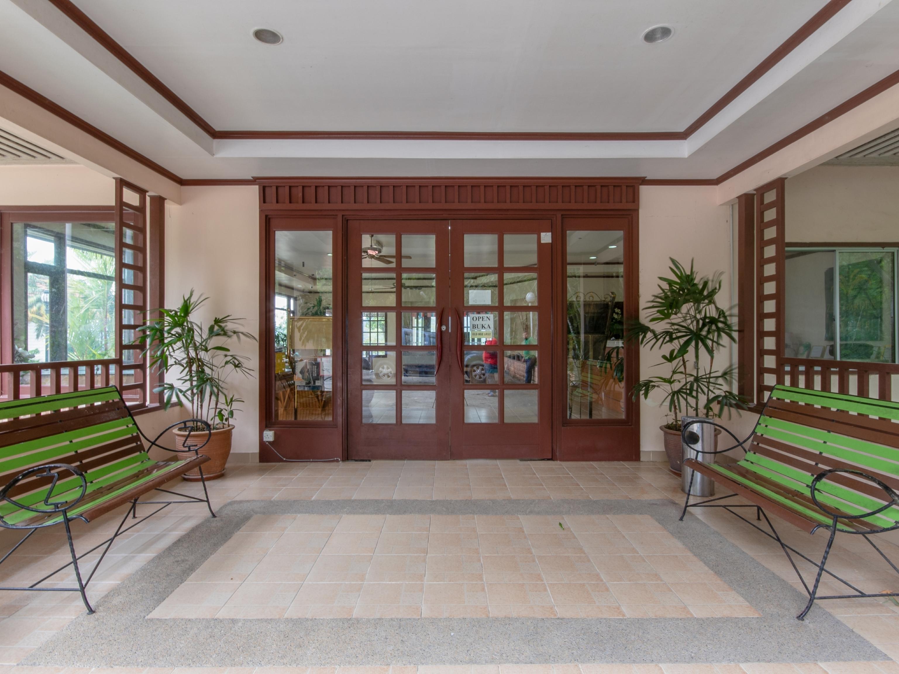 Super Oyo 89300 Zen Garden Resort Kampong Kundassan Buitenkant foto